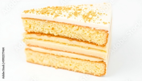 Delicious layered cake with creamy filling and crumbly topping