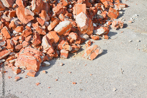Canvas-taulu Concrete and brick rubble debris on construction site after a demolition of a br