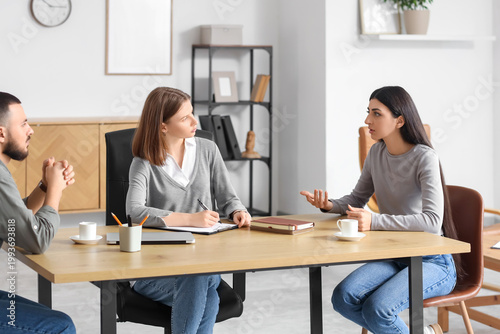 Family mediator working wit...