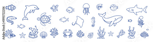 Marine animals set ocean line outline icon on transparent background