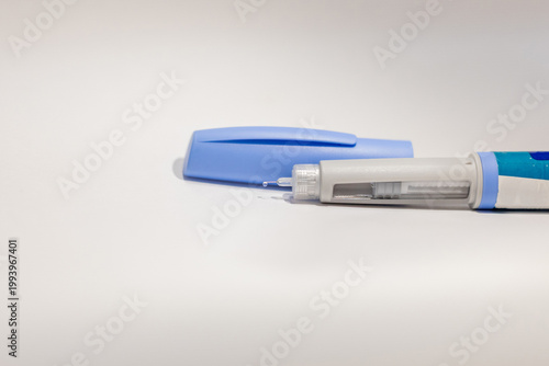 Semaglutide injection pen for diabetes and weight loss treatment