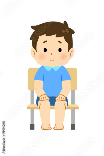 いい姿勢ですわる子ども　前向き