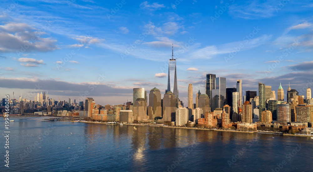 Obraz premium Manhattan aerial view in New York City. New York City skyline with skyscrapers. NYC Manhattan skyline. New York downtown panorama.