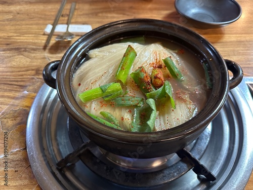 묵은지 갈비전골