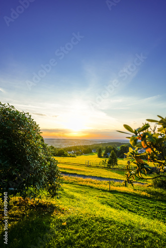 Foto View of the idyllic landscape with sunset in the Saxon Ore Mountains