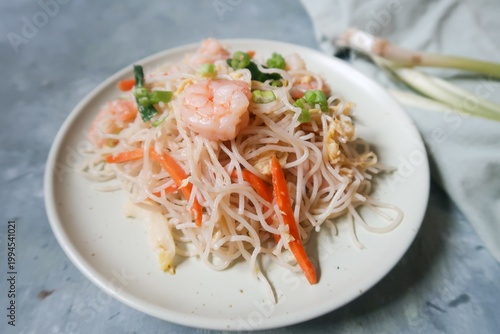 Homemade Shrimp Mei fun - Asin thin rice noodles stir fry