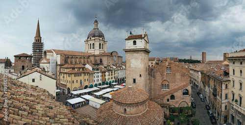 Schilderij op canvas Mantova panoramic view with dramatic clouds, Lombardy, Italy