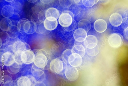 Bright spheres of early spring in Italy,April 17,2026.