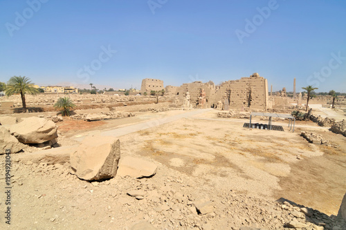 Tableau sur toile Luxor Temple  a large Ancient Egyptian temple complex located on the east bank