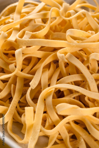 Tagliolini, pasta fresca all'uovo, Cibo Italiano 