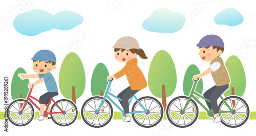 自然の中でサイクリングを楽しむ3人家族