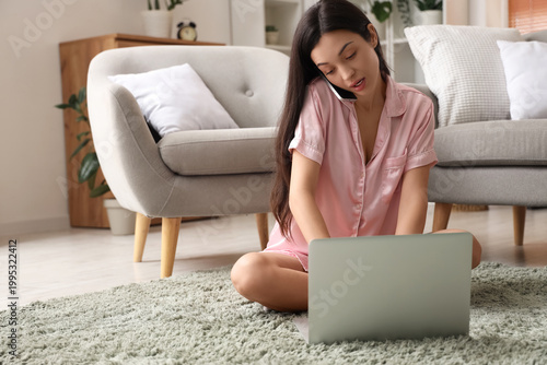 Female freelancer in pink p...