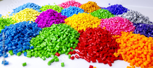 Foto Masterbatch and Polymer Pellets HDPE, LDPE, PP, ABS Granules for Industrial Manufacturing