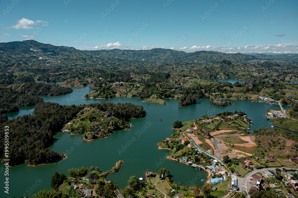 Naklejka premium Guatape el peñol reservoir aerial landscape view