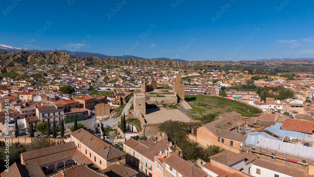 Fototapeta premium Vista del hermoso municipio de Guadix en la provincia de Granada, Andalucía
