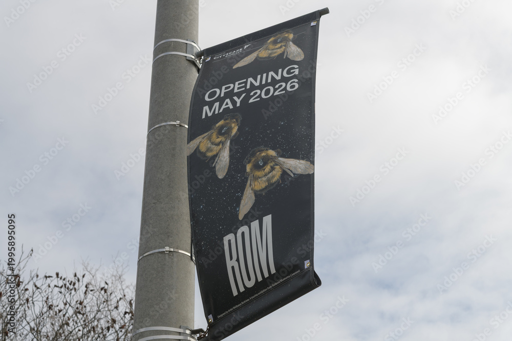 Naklejka premium pole mounted projecting banner for ROM exhibit on Bees in Toronto