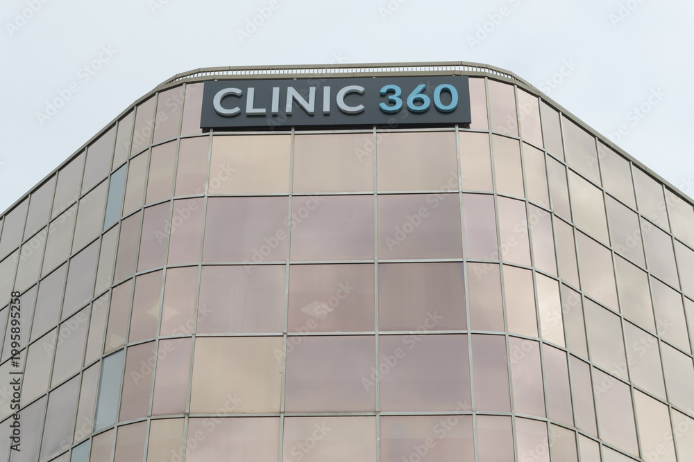Obraz premium exterior building facade and sign of surgical and aesthetic facilities of Clinic 360 at 1131A Leslie Street; a 10,000-square-foot medical hub in Toronto, April 2026