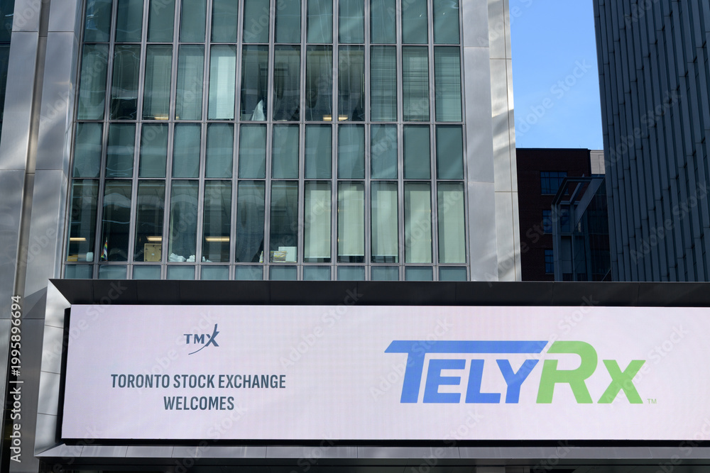 Fototapeta premium digital billboard on facade of TSX Group building at 120 Adelaide St W, Richmond-Adelaide Centre, Toronto