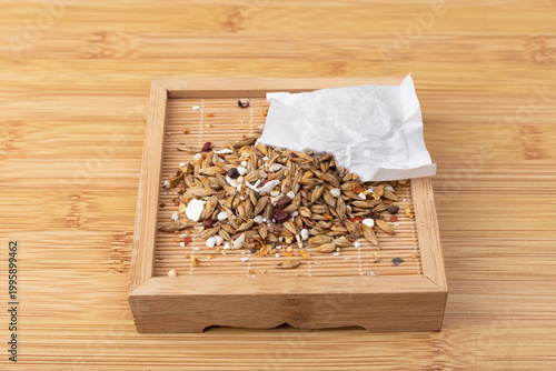 Red Kidney Bean, Coix Seed and Red Millet Tea