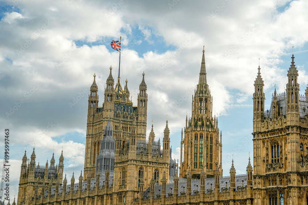 Fototapeta premium Silhouette backlight at sunset of London Famous Westminster uk landmark