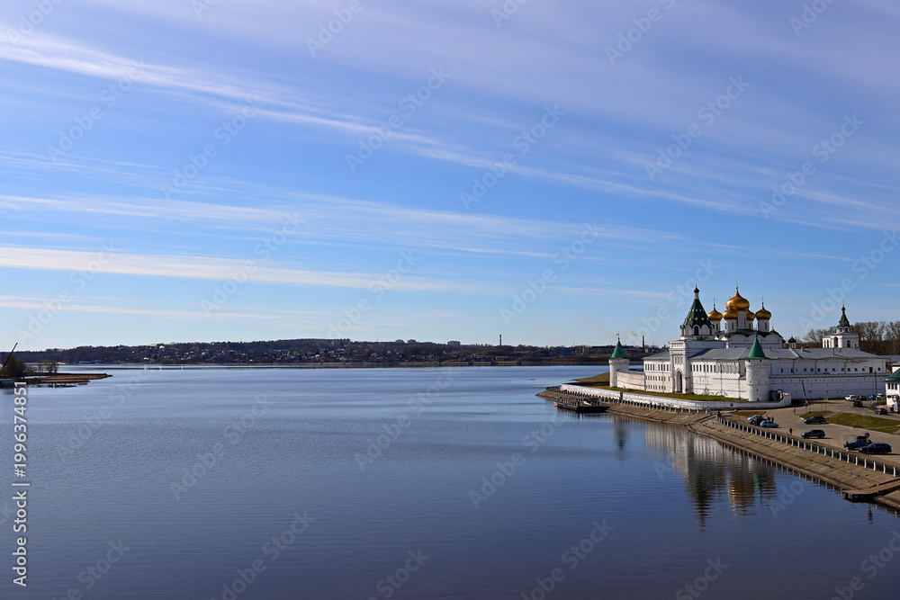 Fototapeta premium Holy Trinity Ipatiev Monastery in Kostroma.