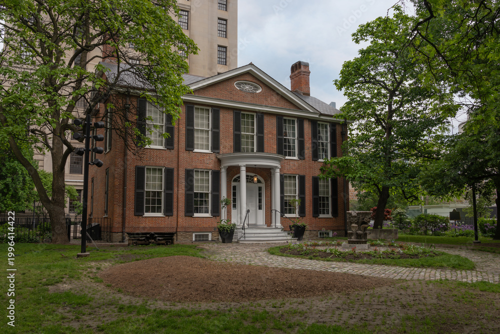 Fototapeta premium Campbell House - Toronto, Ontario, Canada