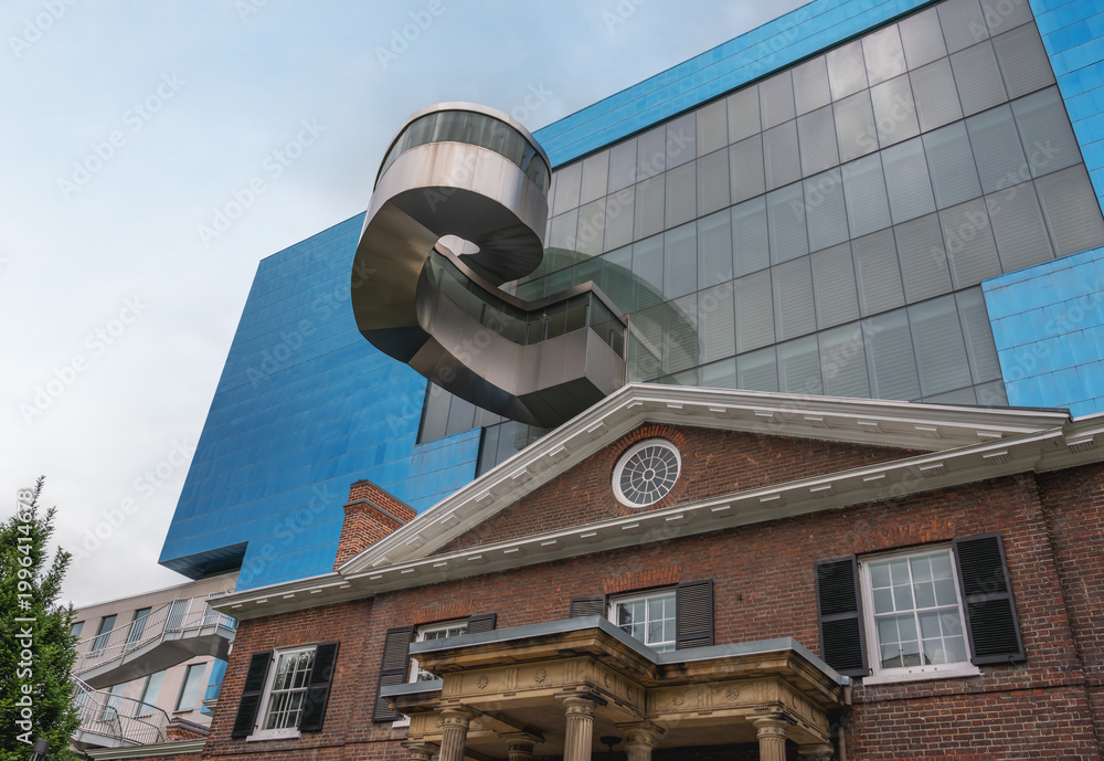Naklejka premium Art Gallery of Ontario and The Grange Building at Grange Park - Toronto, Ontario, Canada
