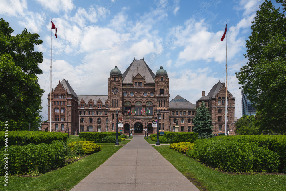 Fototapeta premium Legislative Assembly of Ontario at Queens Park - Toronto, Ontario, Canada