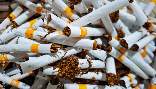 Foto A stack of sorted cigarettes