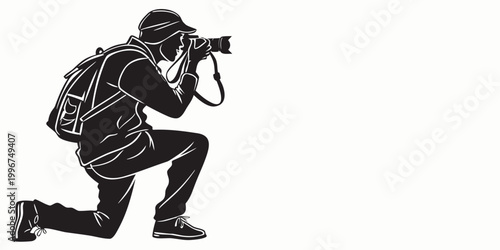 Foto Silhouette illustration of a professional photographer kneeling while taking a p