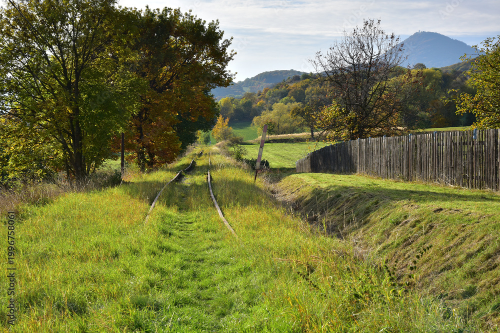 Fototapeta premium Closed track Radejčín - Dobkovičky - Chotiměř Ceske stredohori
