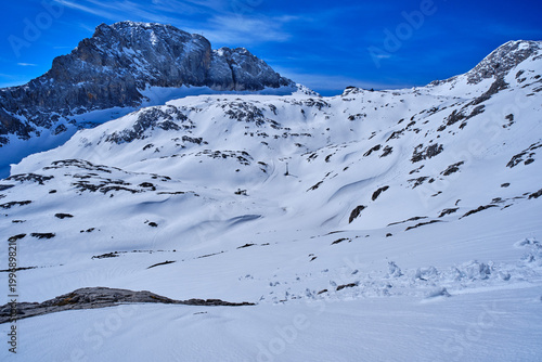 Dachstein glacier ideal for ski-alp and ski-touring