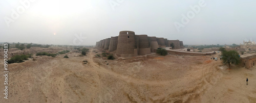 Derawar Fort Landmark in Bahawalpur – Cultural Heritage of Pakistan Desert