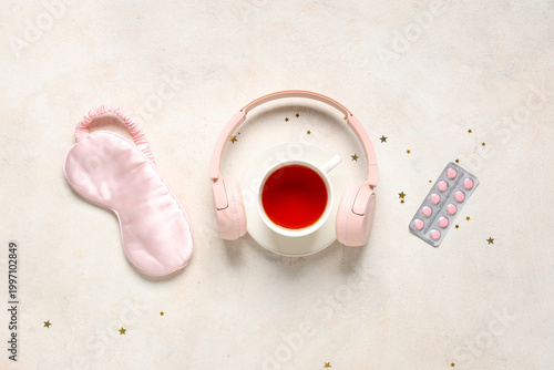 Sleep mask, headphones, pil...