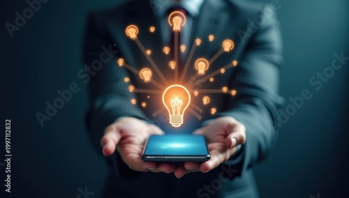 Iconos flotantes de innovación y comunicación que emergen del teléfono inteligente