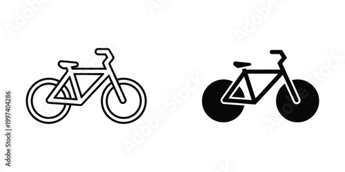 Comparison of a road bike and a fixed-gear track bike