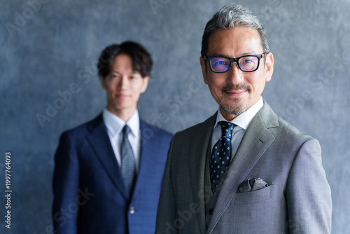 Fotografie ビジネスマン　先輩　後輩　ポートレート
