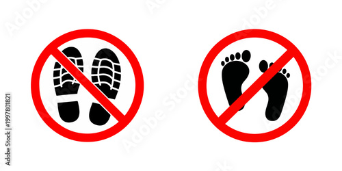 Schilderij op canvas No barefoot or shoes allowed sign icons isolated on transparent background