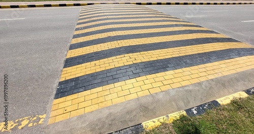 High Visibility Yellow and Black Textured Speed Table Traffic Calming