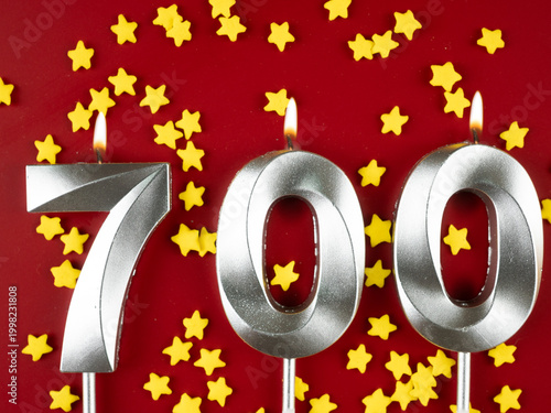 Schilderij op canvas seven hundred followers or subscribers card
