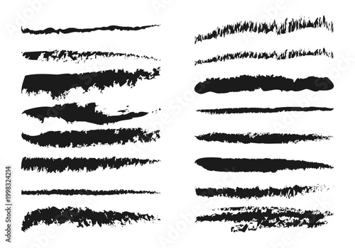 Variedad de trazos de pincel negro con texturas rugosas y bordes irregulares