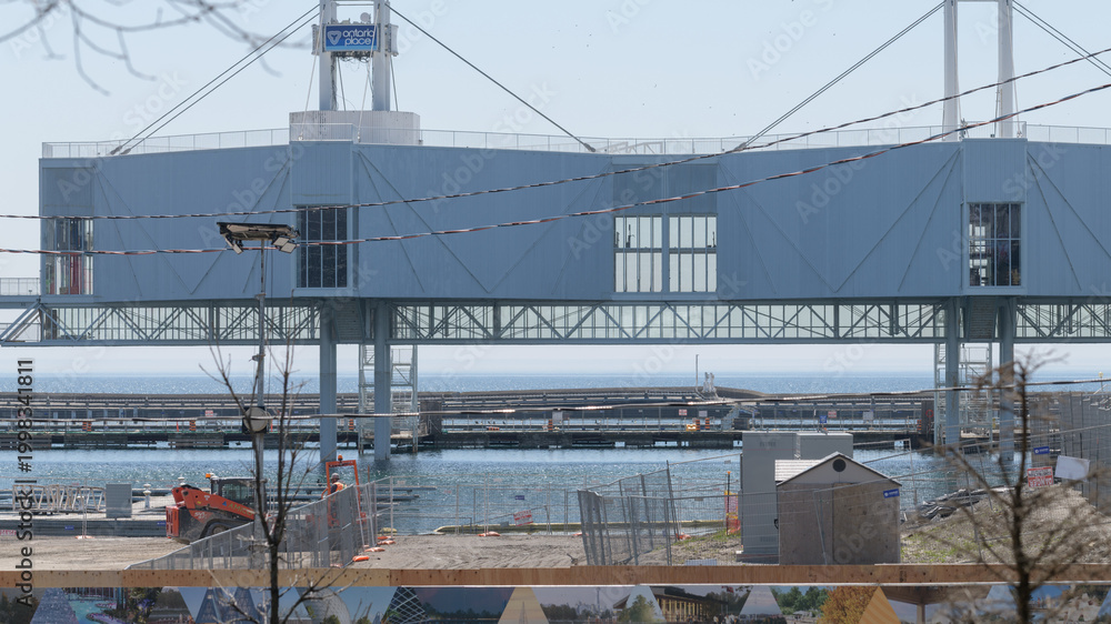 Fototapeta premium looking south to Ontario Place architectural pavilion 