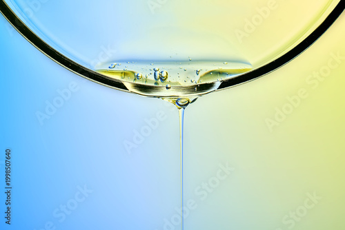 Foto Exosome inspired serum flowing, advanced skin renewal