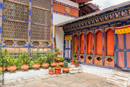Tableau sur toile Courtyard of Kyichu (Kyerchu) Lhakhang temple near Paro, Bhutan