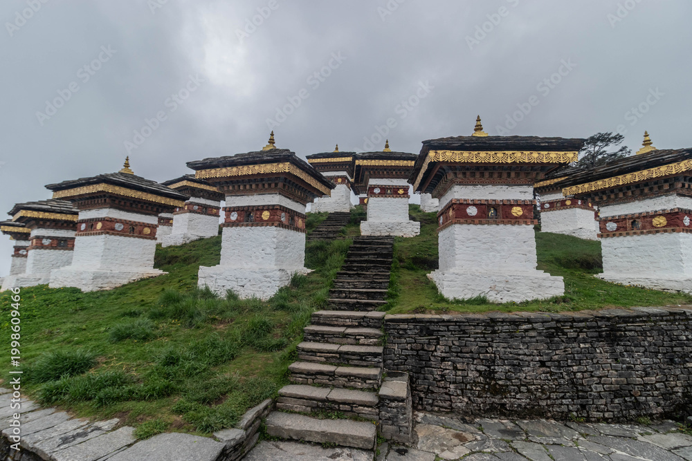 Obraz premium 108 memorial chortens at Dochula Pass, Bhutan