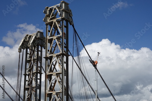 Pose du tablier du pont Anne de Bretagne à Nantes