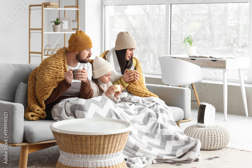 Frozen family with cups of ...