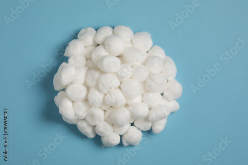 Tablou pe pânză Soft cotton balls pile, top view