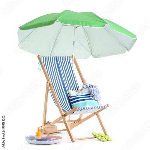 Striped deck chair with gre...
