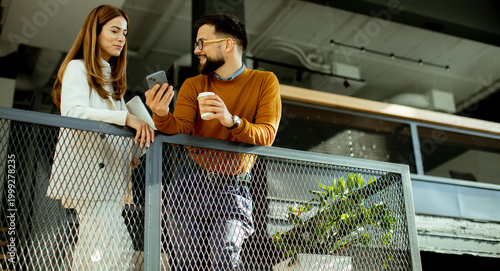 Couple enjoys conversation ...